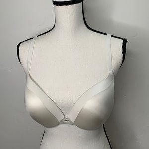 Victoria’s Secret White Push Up Bra - Sz 36D